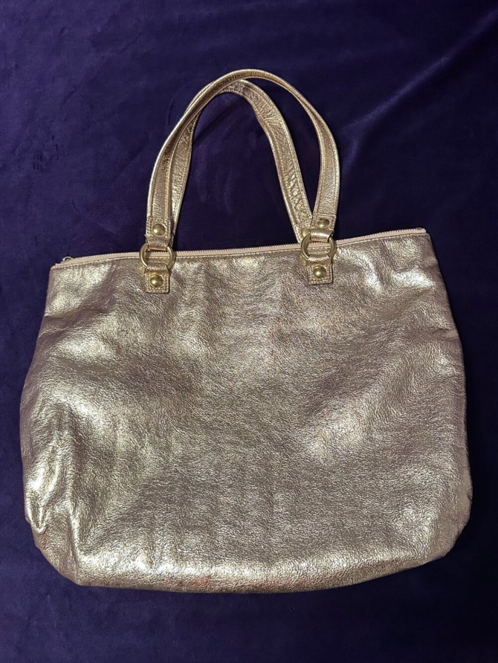Gold Metallic COACH Poppy tote - Picture 8 of 10
